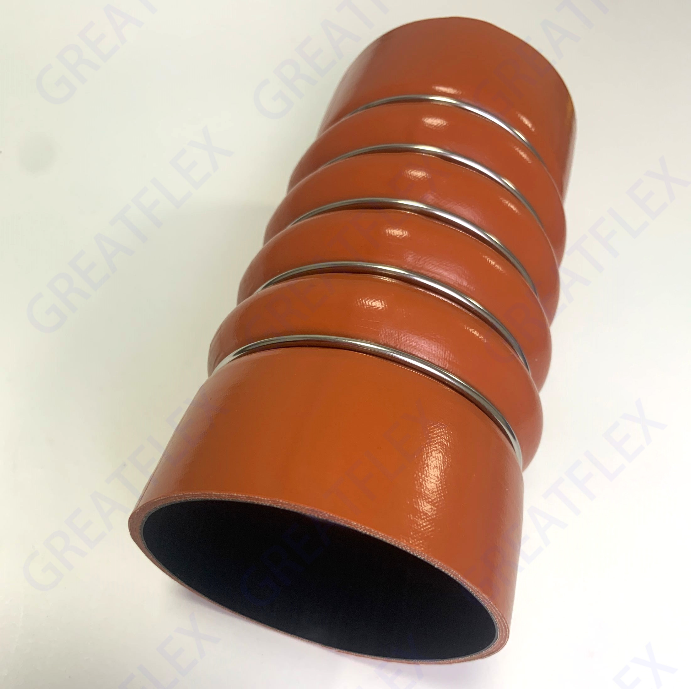 涡轮增压软管.jpg 涡轮增压软管.jpg