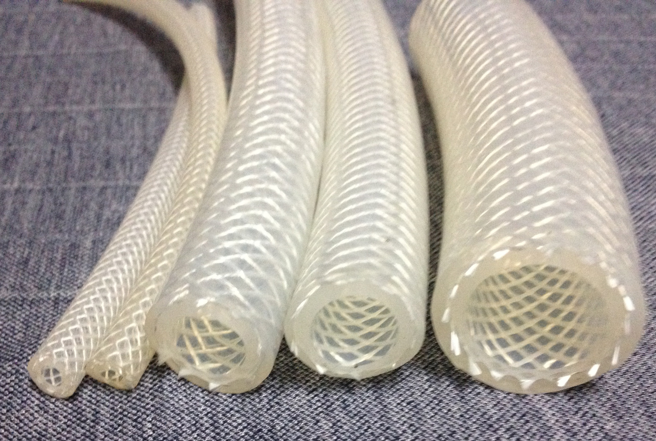 编织硅胶管.jpg 编织硅胶管.jpg