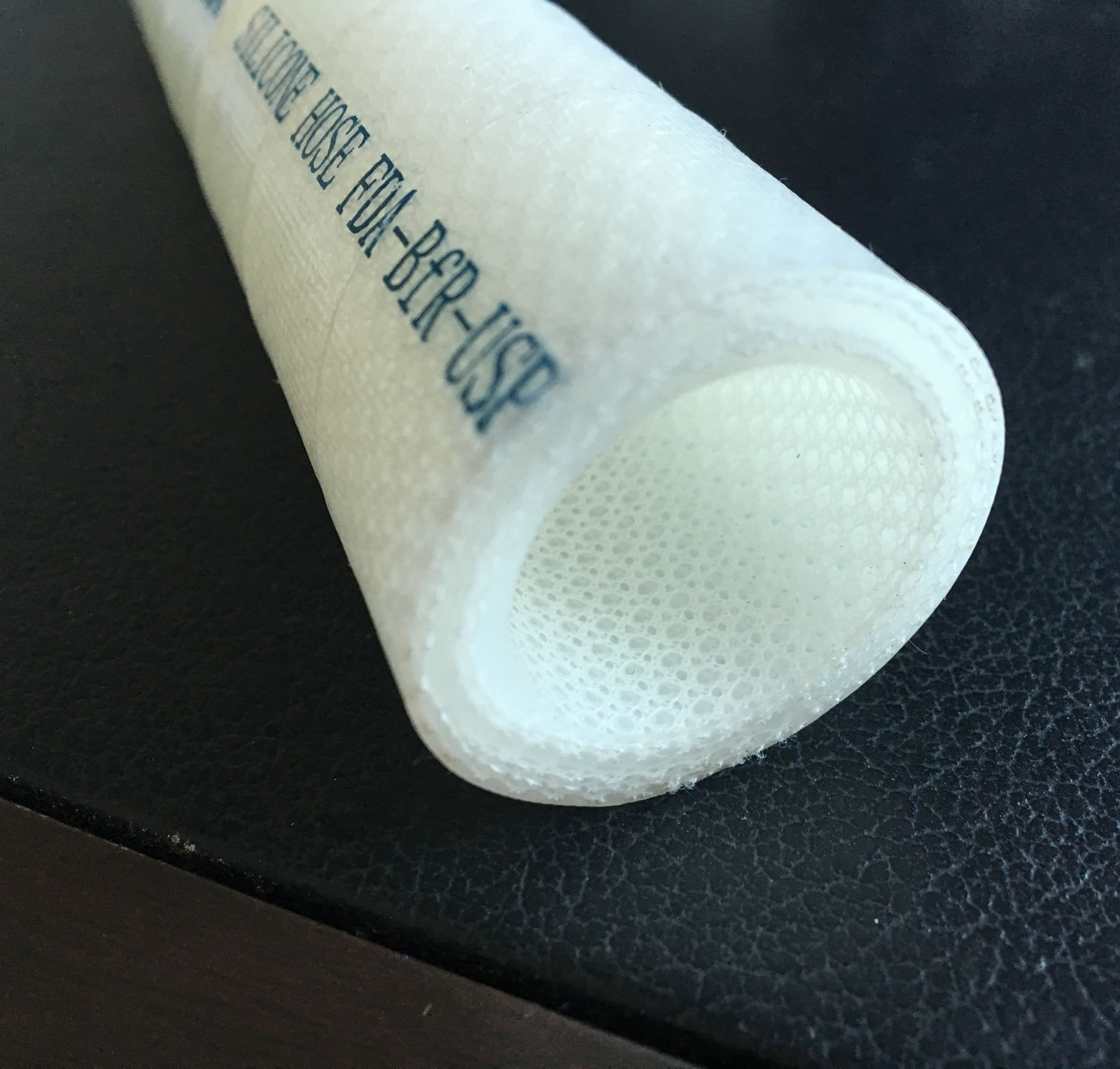 夹布硅胶管.jpg 夹布硅胶管.jpg